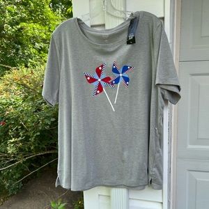 NWT Kim Rogers Fun Gray Patriotic Cute Pinwheels T-Shirt